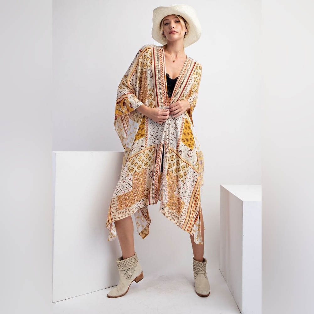 Stunning Easel Patchwork Open Kimono - Picture 3 of 6